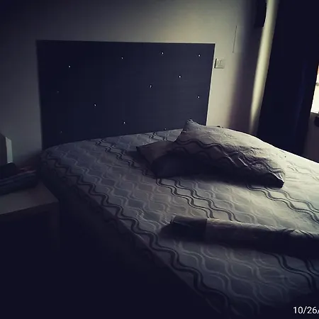 Casavacanzerooms Portale Guest house