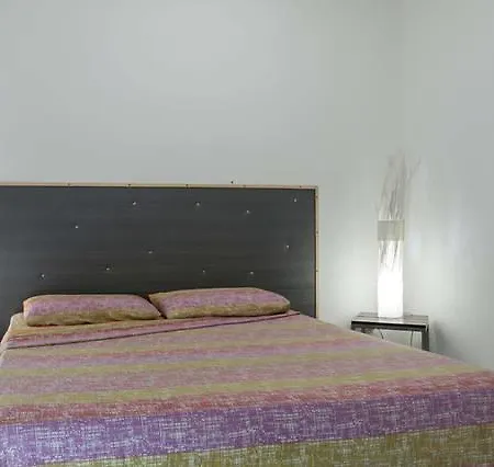 Casavacanzerooms Portale Guest house